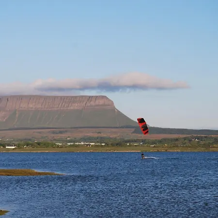 Rowanville 4* Grange (Sligo)