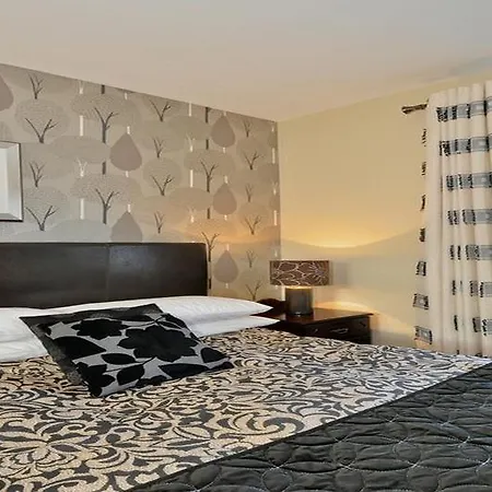 Rowanville 4* Grange (Sligo)